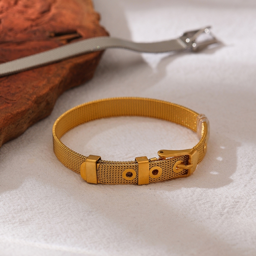Chic Bangle Bracelet - Picture 2 of 8
